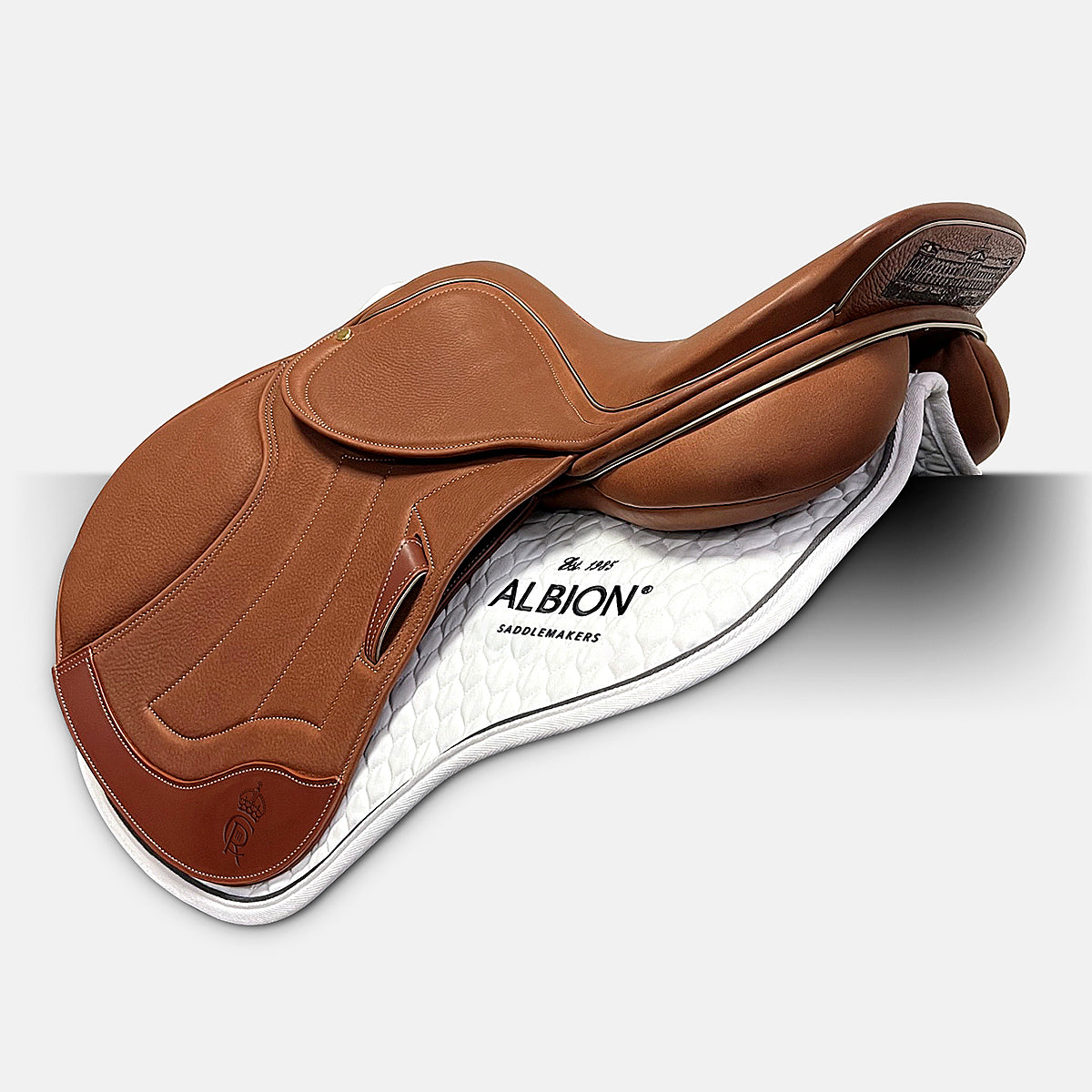 Albion K4 Jump Saddle